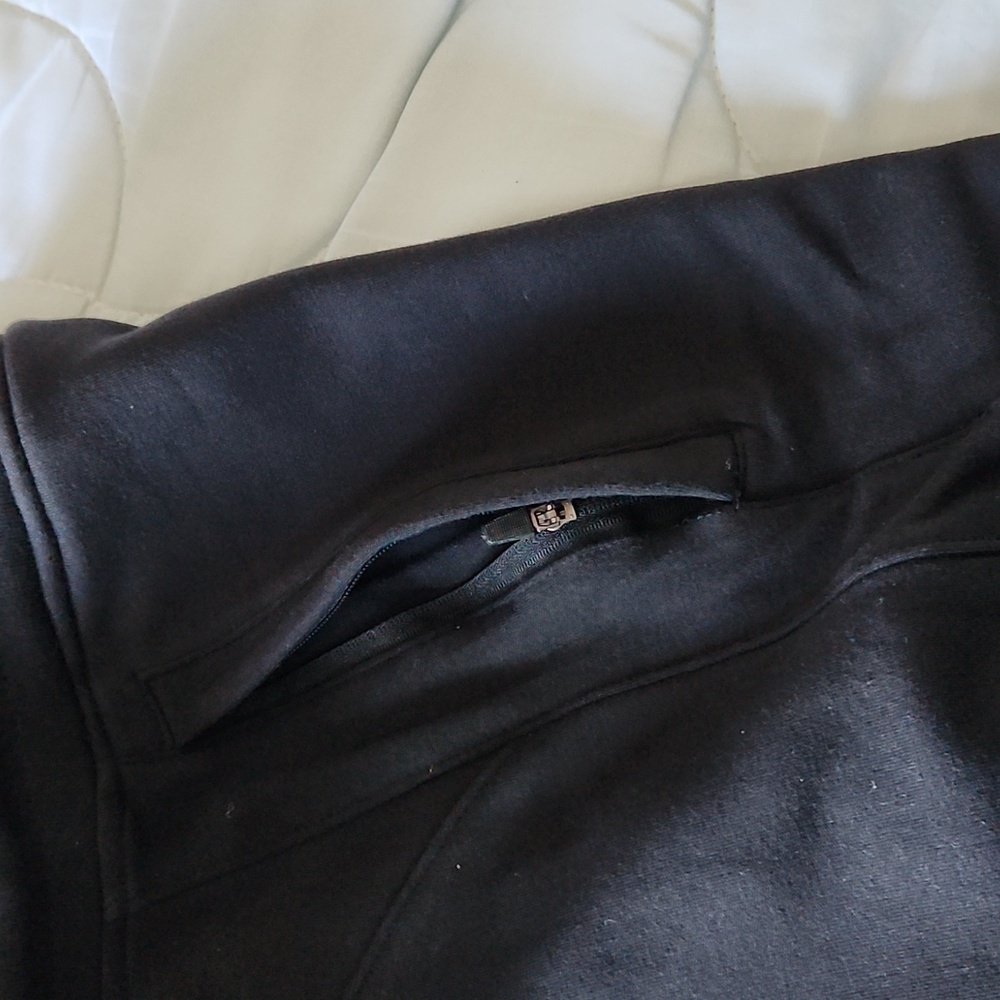 Alphalete athletic shorts - Picture 5 of 6
